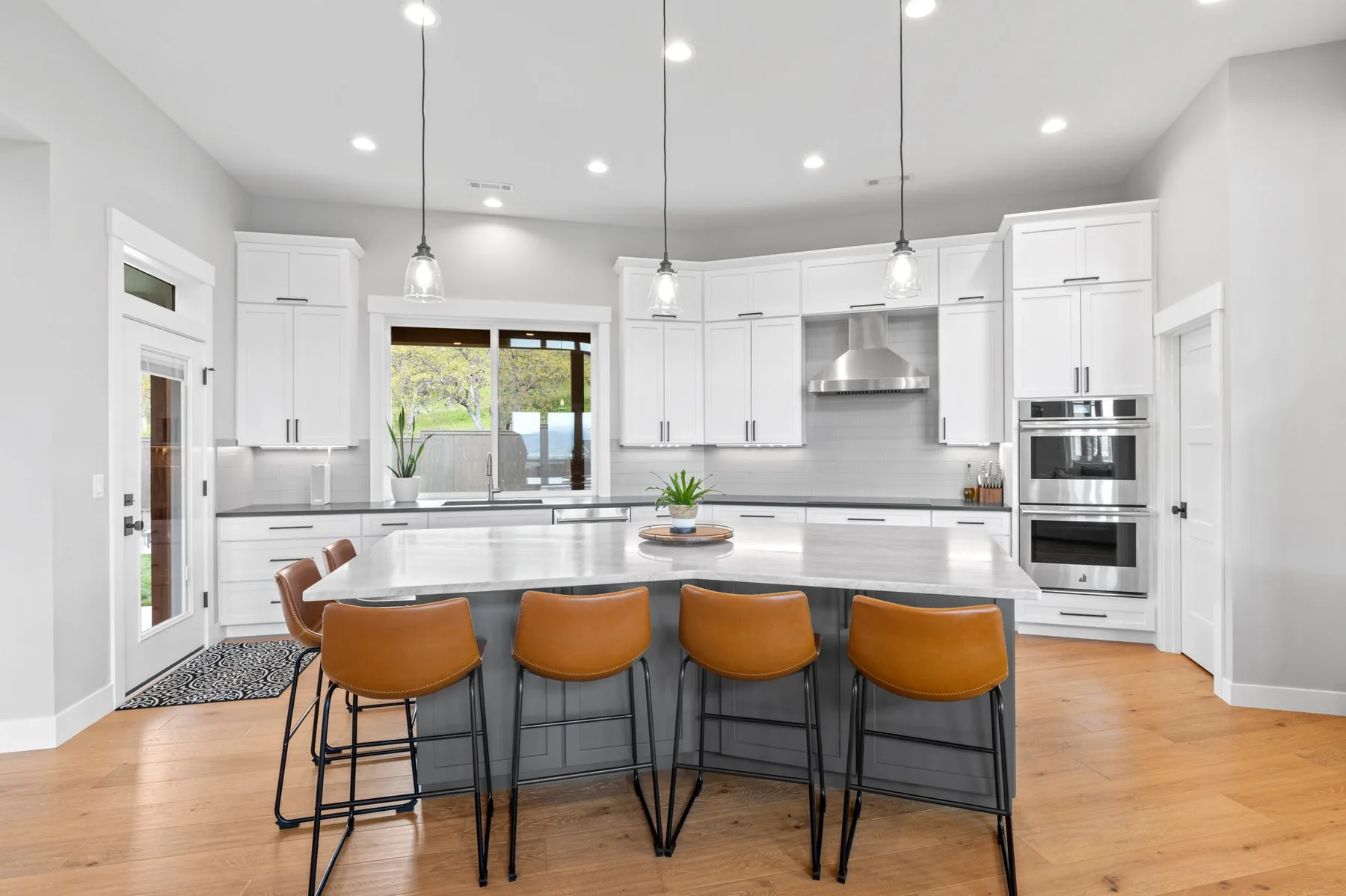Cabinetry and counter selections for a Jacksonville home